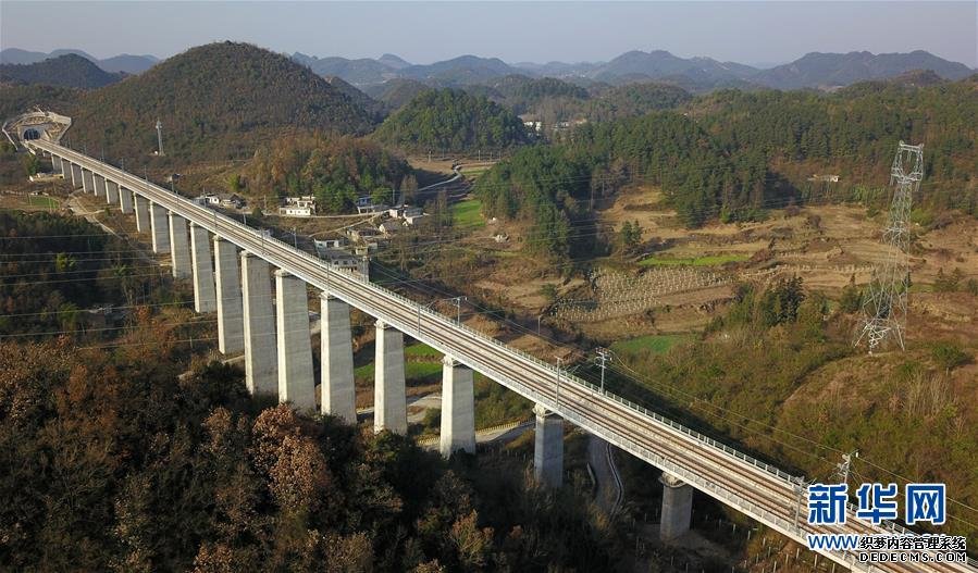 成贵高铁今日全线通车